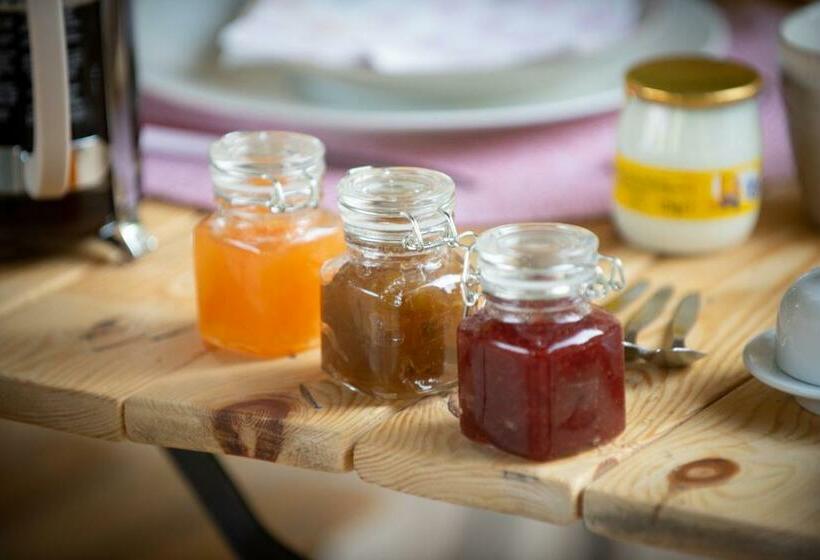 ガーデンビュースイート, Le Champ Des Oliviers