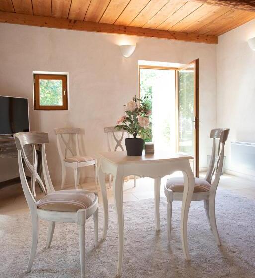 ガーデンビュースイート, Le Champ Des Oliviers