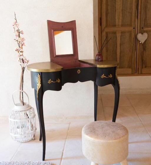 ガーデンビュースイート, Le Champ Des Oliviers