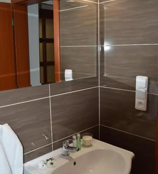 Quarto Triplo Standard com Vista, Vila Lípa