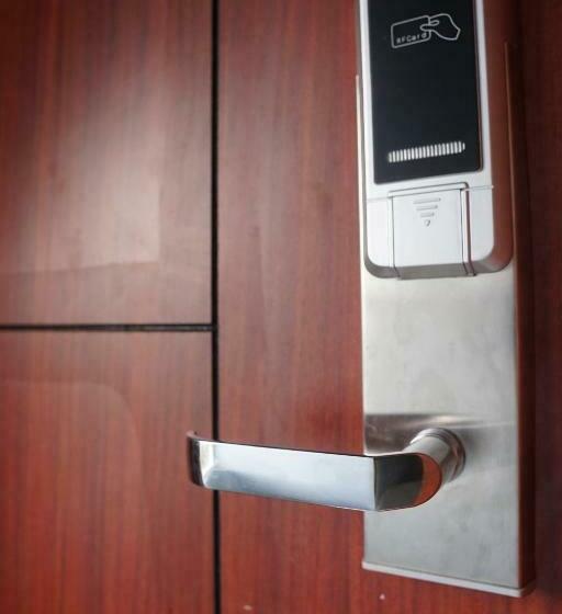 Superior Rum, Cemerlang Inn