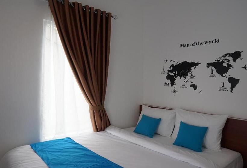 Deluxe Rum, Cemerlang Inn