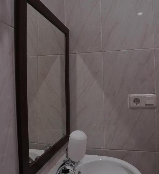 Standardrum, Cemerlang Inn