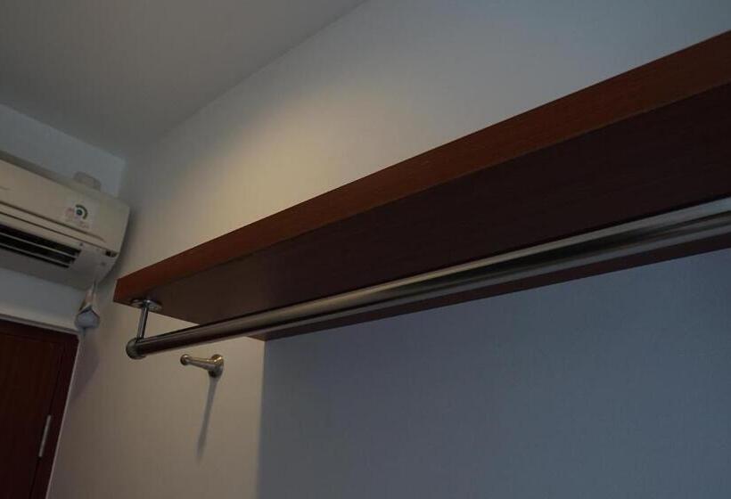 Standardrum Stadsutsikt, Cemerlang Inn