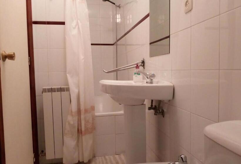 اتاق استاندارد, Rural La Lastra