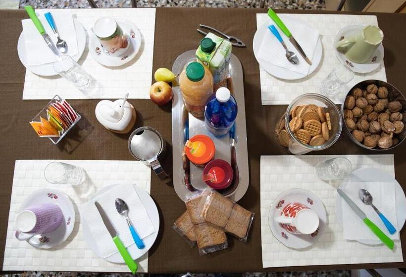 اتاق استاندارد با سرویس بهداشتی مشترک, Accogliente Casa Livorno