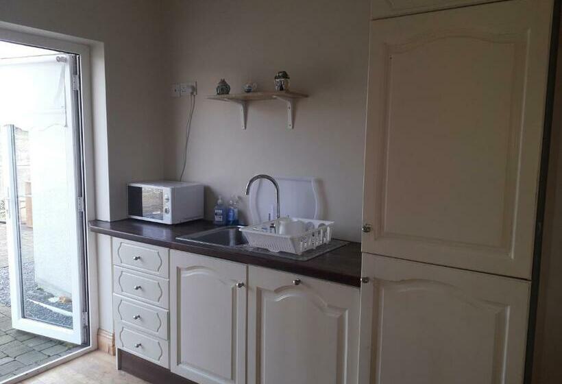 آپارتمان 1 خوابه با چشمانداز باغ, Kate S Rest