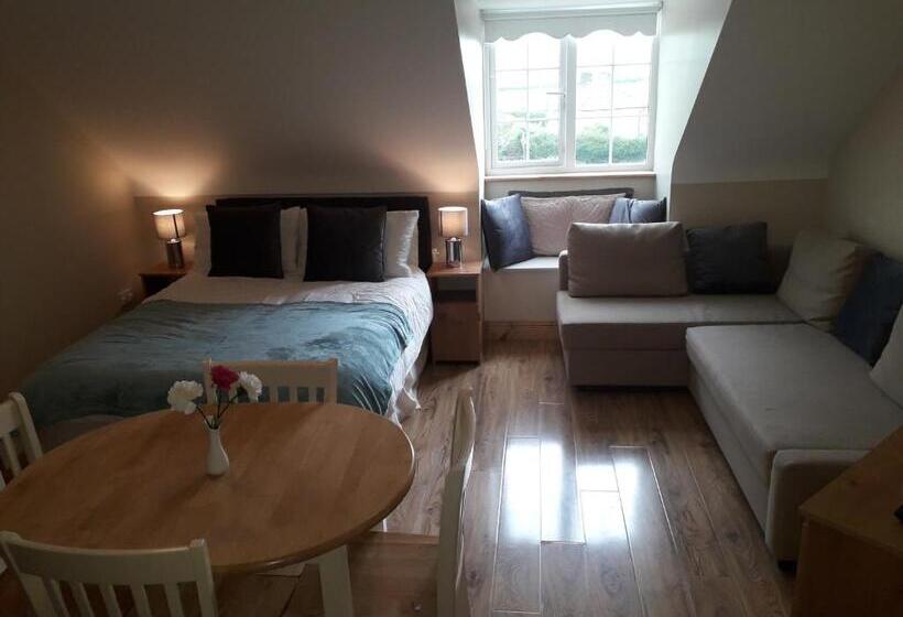 اتاق استاندارد چهار تخته, Kate S Rest