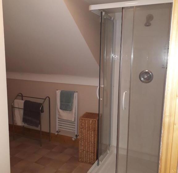 اتاق استاندارد چهار تخته, Kate S Rest