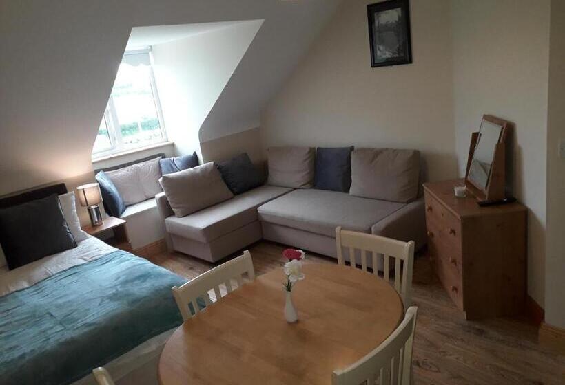 اتاق استاندارد چهار تخته, Kate S Rest