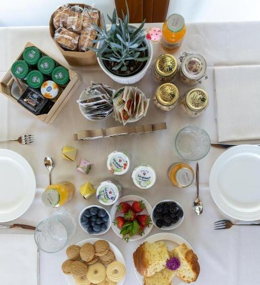 Номер Стандарт, Portami In Collina