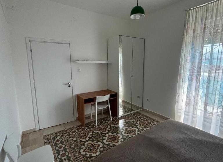 آپارتمان 3 خوابه, Alloggio In Centro Città Con Parcheggio Privato E Wifi