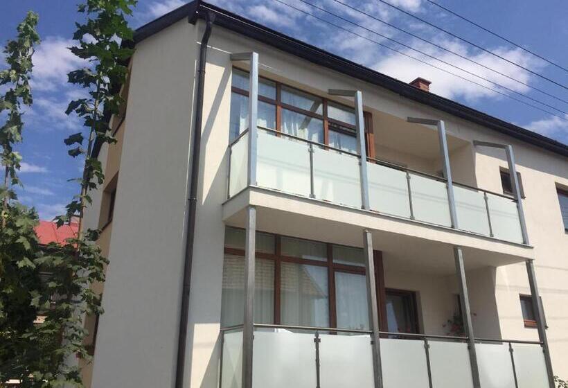 带3个卧室的公寓, U Pepíka