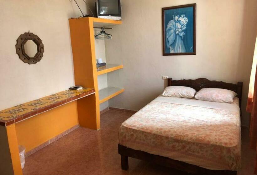 اتاق استاندارد, El Ultimo Maya