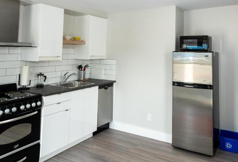 סוויטה דלוקס, Morel Executive Suites