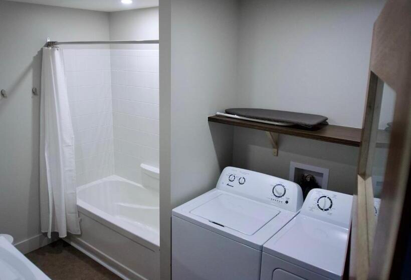 スイート, Morel Executive Suites