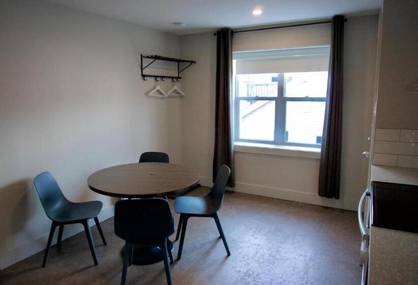 Suíte, Morel Executive Suites
