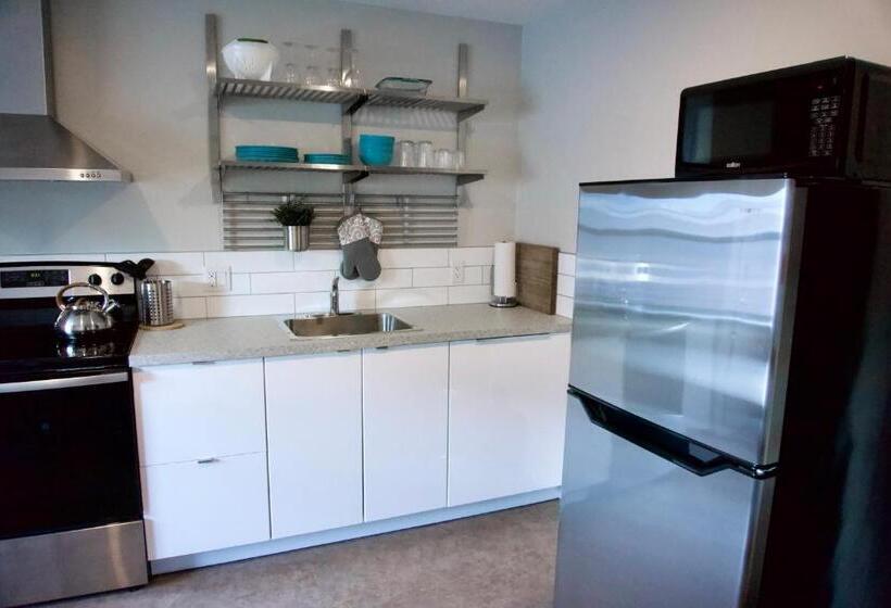 スイート, Morel Executive Suites