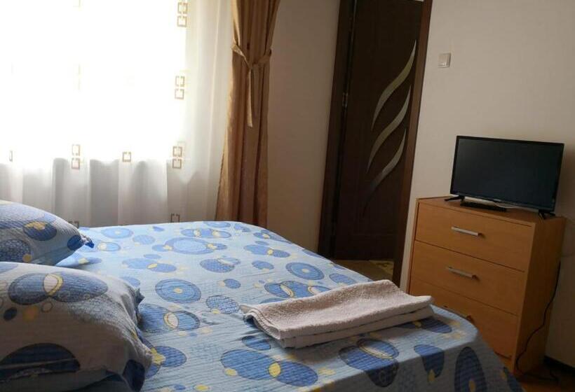 בית, 4 חדרי שינה, Casa De Vacanta Aurelia