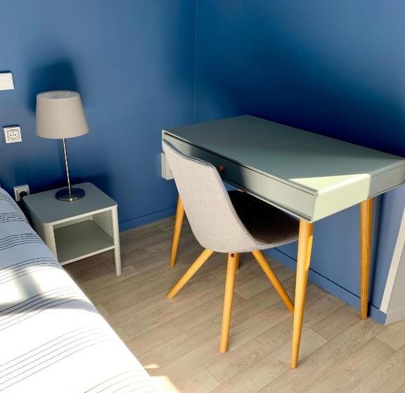 غرفة قياسية, Le Rayon De Soleil