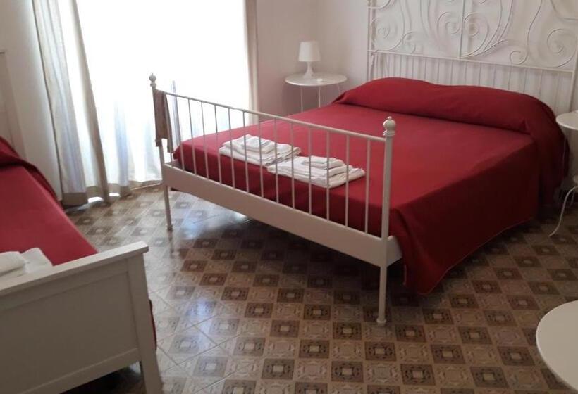 اتاق استاندارد سه نفره, Il Molo Camere Per Vacanze