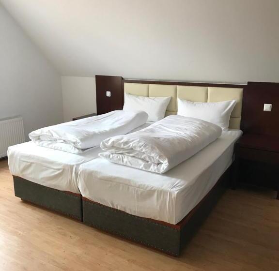 베이직 3인 룸, Ostsee Hotel Travemünde