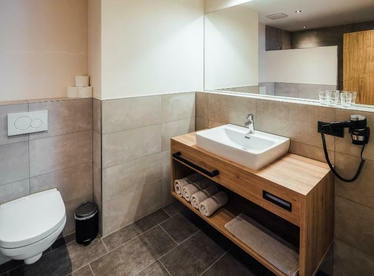 آپارتمان 2 خوابه, Alpenheimat Laurschhof