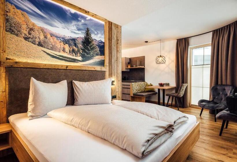 استودیوی استاندارد, Alpenheimat Laurschhof