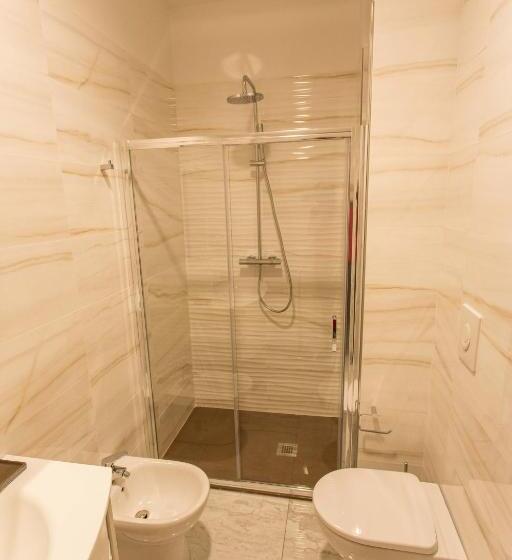 مجموعه ویستا شهر, Le Affacciate Bruzie Home Guest House