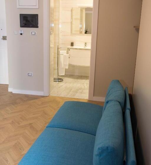 مجموعه ویستا شهر, Le Affacciate Bruzie Home Guest House