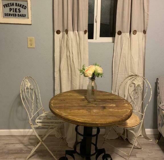 חדר דלוקס יחיד, The Barn