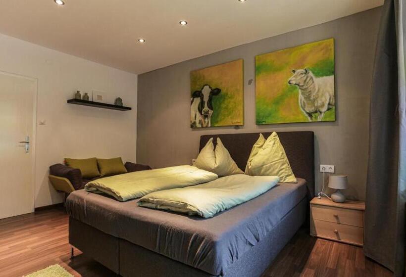 이코노미 룸, Pension Villa Louise