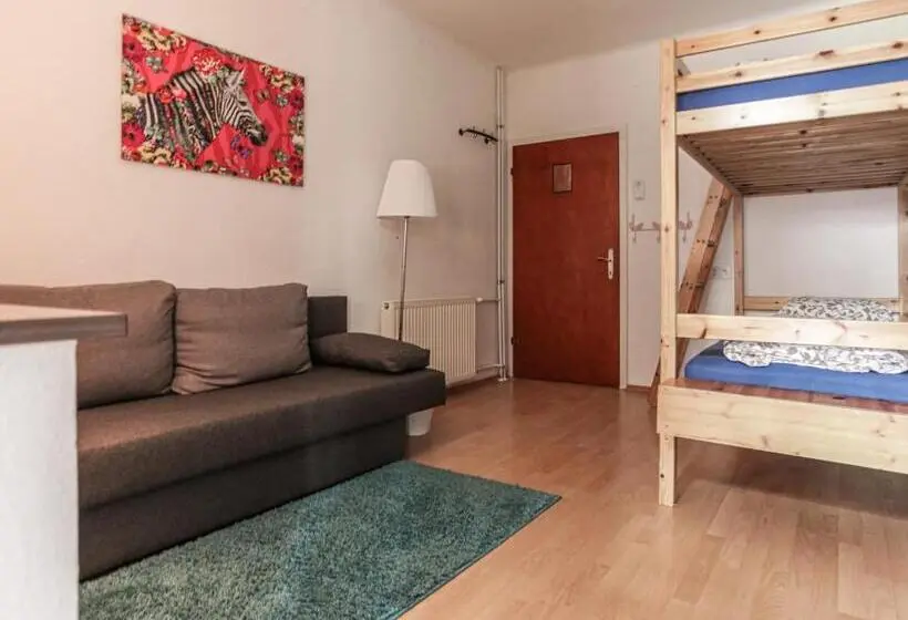 ファミリールーム, Pension Villa Louise