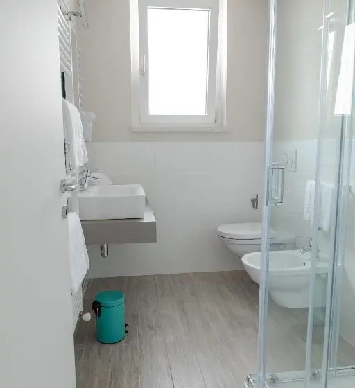 Superior room with lake view, Menta E Rosmarino Rooms