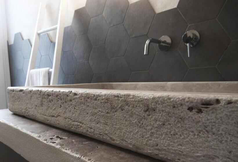 اتاق استاندارد, Meridiano12