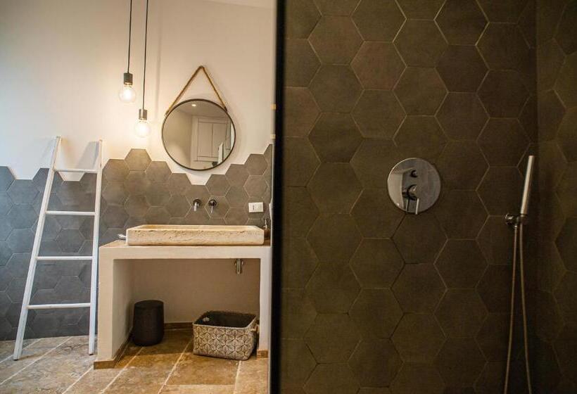 اتاق استاندارد, Meridiano12