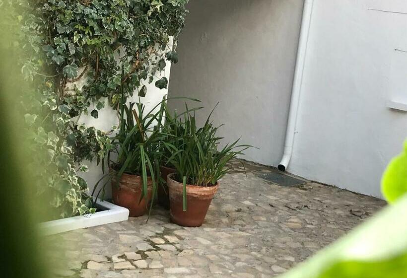 Дом 1 Спальня, A Gosto