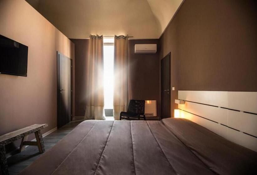 اتاق لوکس, Dimora Nettare