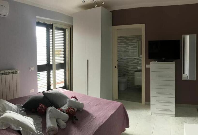 Habitació Quàdruple Estàndard amb Balconada, Kalantha