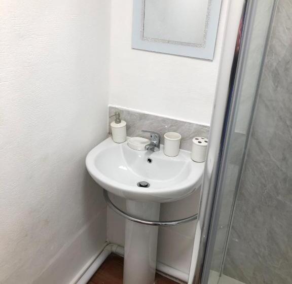 Номер Стандарт, Wellington Tavern Accommodation