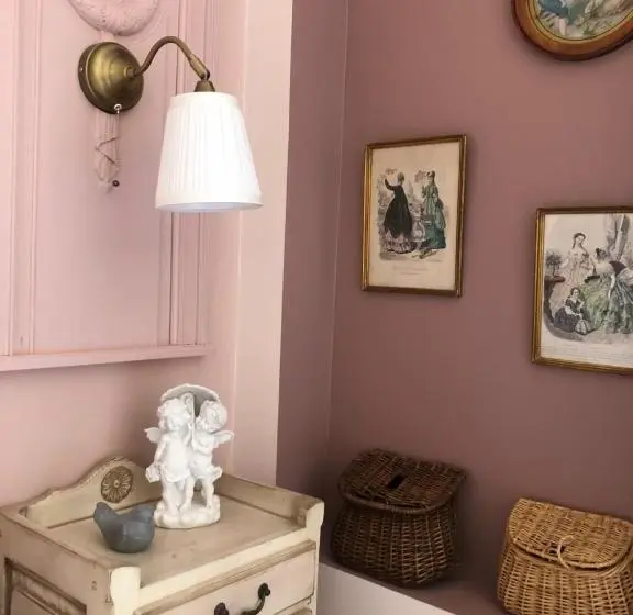 デラックスルーム, Les Intérieurs D Angèle