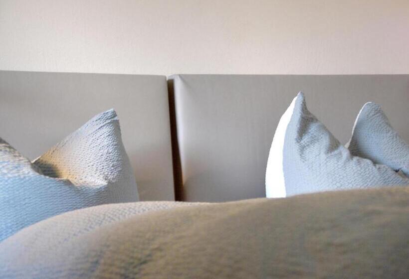 חדר סטנדרט עם מרפסת, Pension Almhof Baumgarten