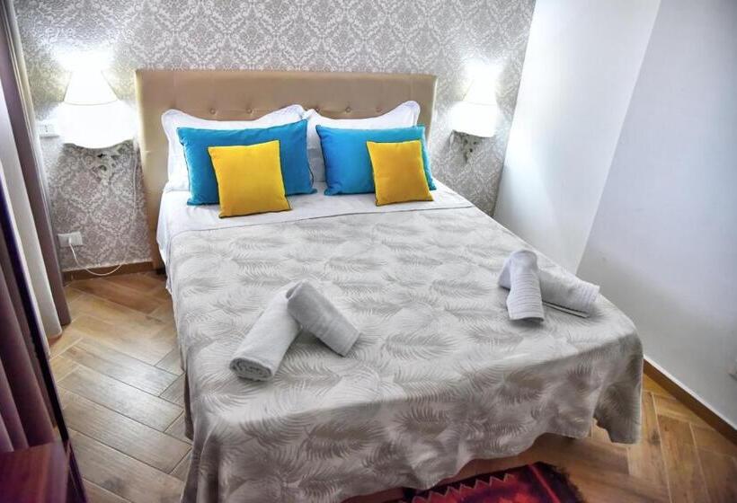 Quarto Estandar, Simo Amour