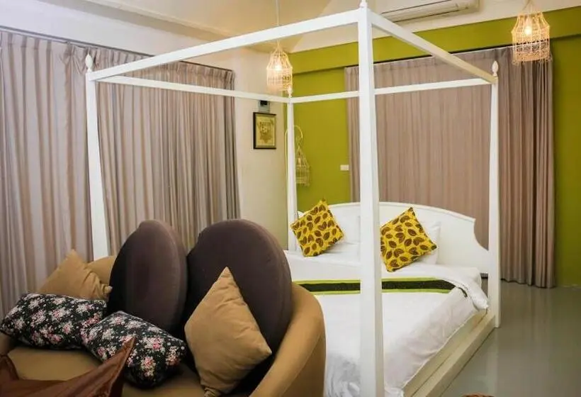 بانگلوی استاندارد, Chez Piera Resort