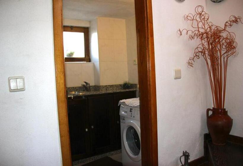 Дом 2 Спальни, Casa Da Barriada I