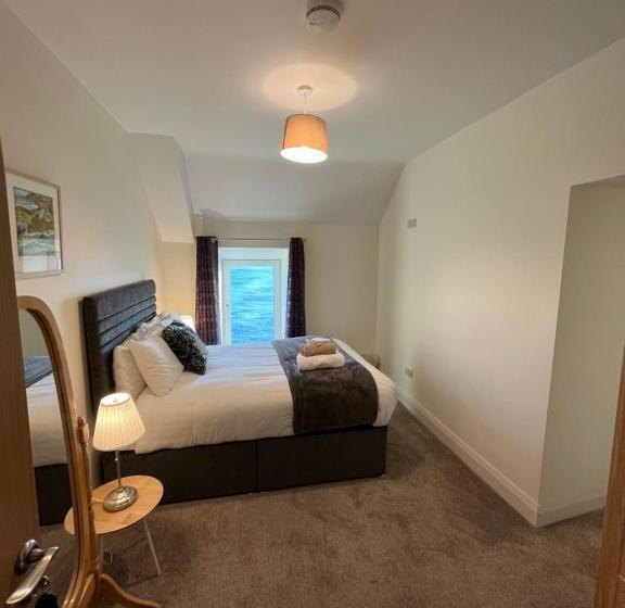 Triple Room Sea View, Old Irish Farmhouse