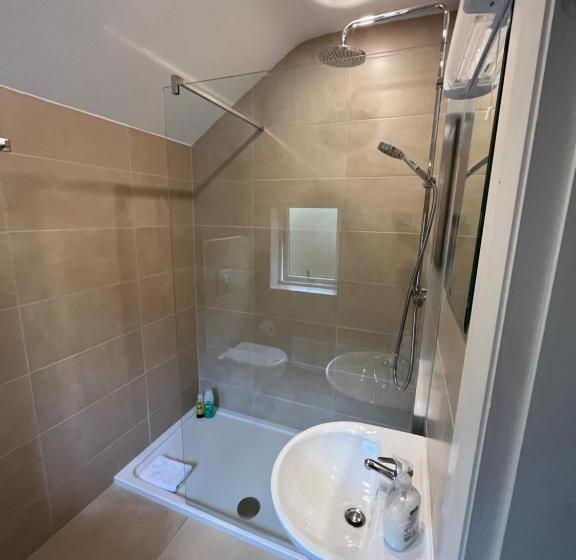 غرفة قياسية سرير كينج, Old Irish Farmhouse