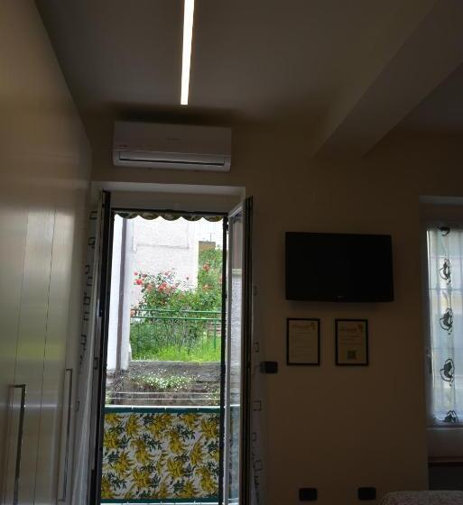 バス共有のスタンダードルーム, Ilgirasole B&b