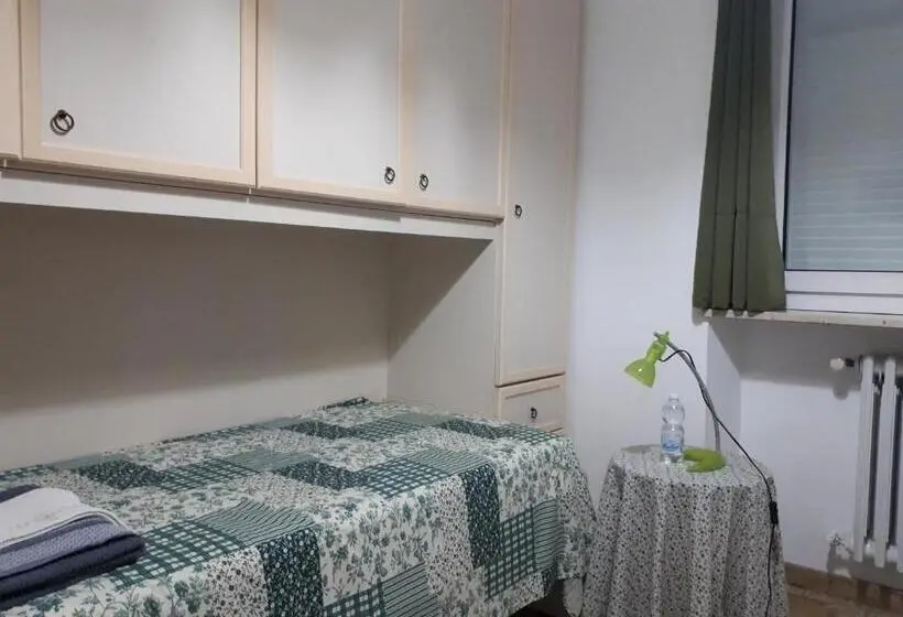 スタンダードシングルルーム, B&b Tre Confini