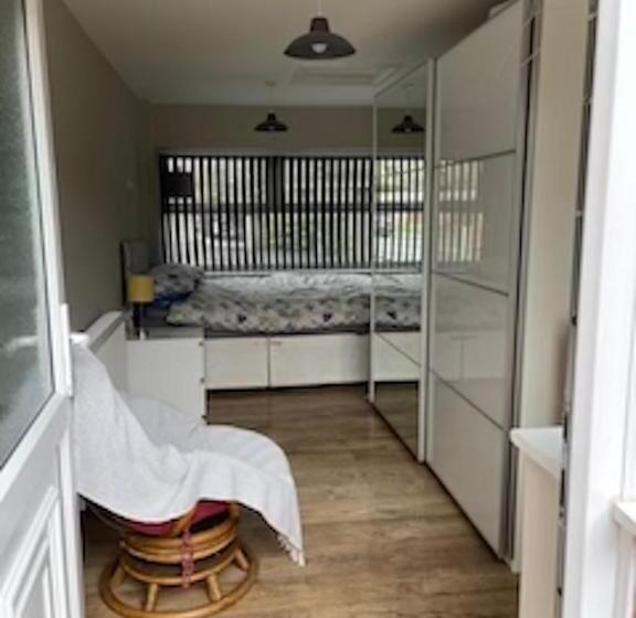 Quarto Estandar, Chateau Julie